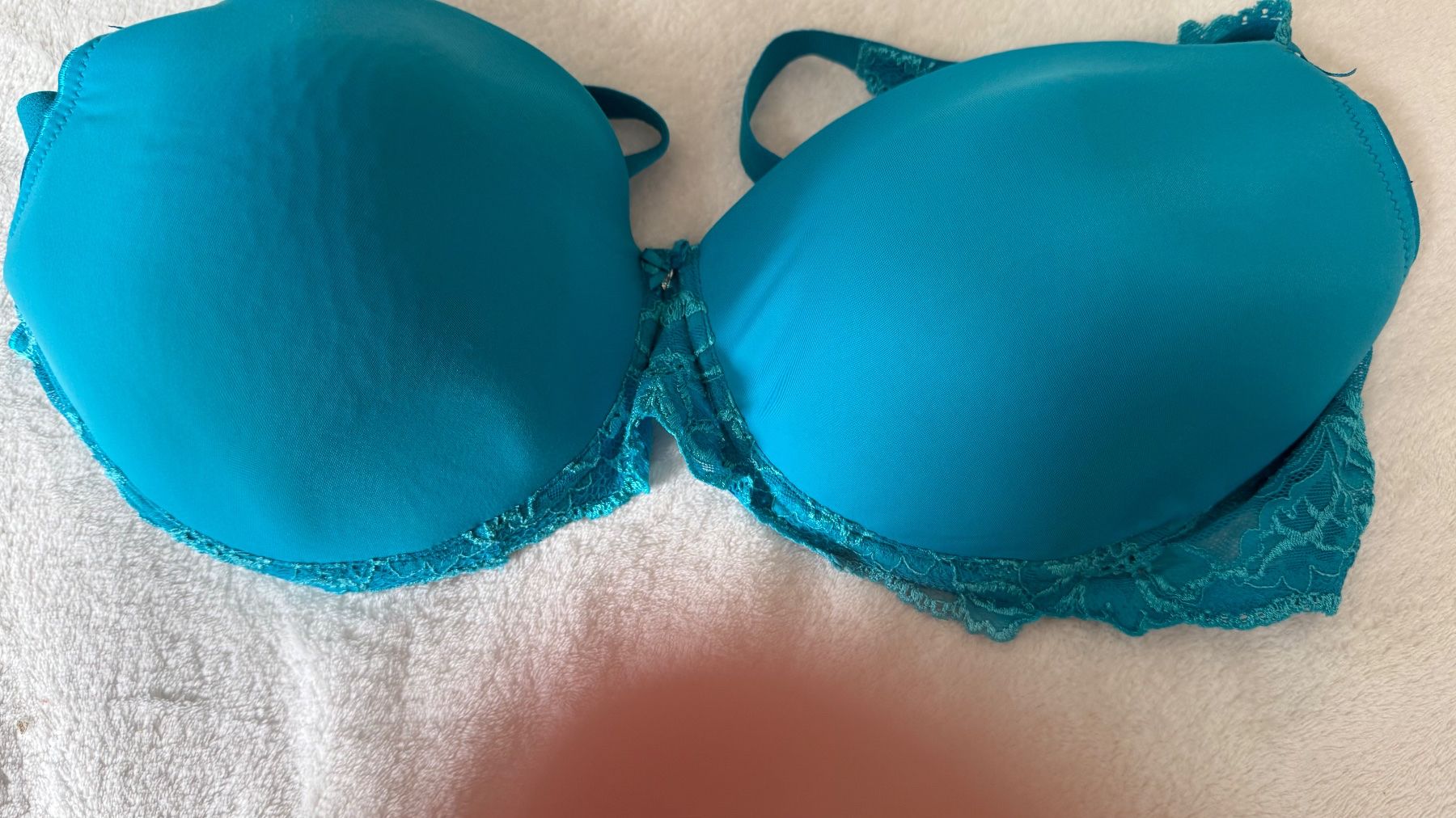 Beldona Sonstige Unterwäsche: Damen BH türkis Grösse 90D – Gebraucht aus Warth von sue500