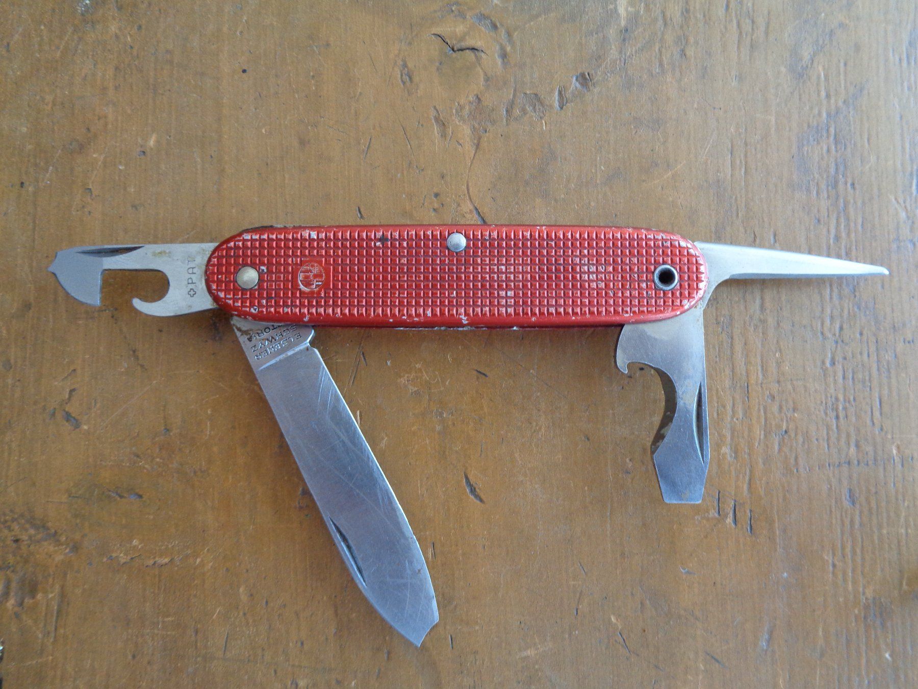 Victorinox Coltelli tascabile: Rotes Soldatenmesser, Jg. 63 – Difettoso da Schindellegi venduto da schelten2019 7