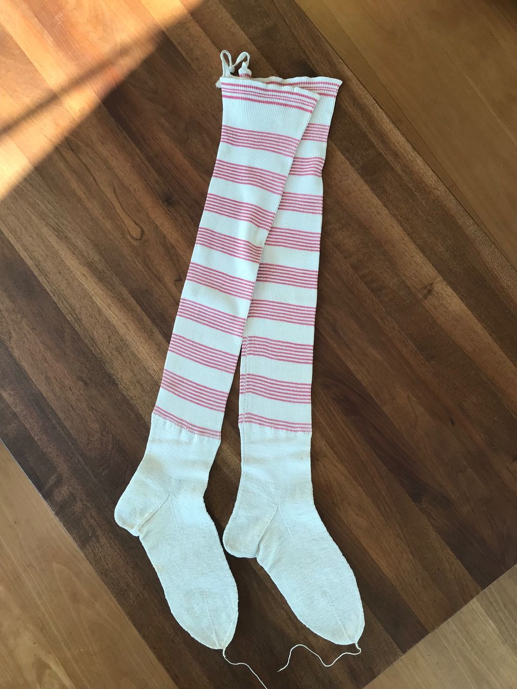 Calze & Collant: Antike handgestrickte lange Strümpfe – Usato da Hittnau venduto da Noppi 1