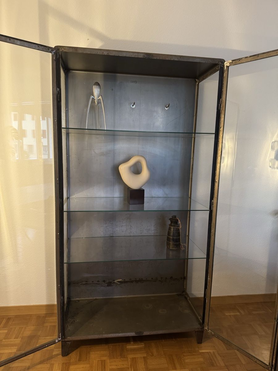 Vetrine: Vintage Vitrine - Industrial Design – Usato da Horgen venduto da BonnieBerlin 5