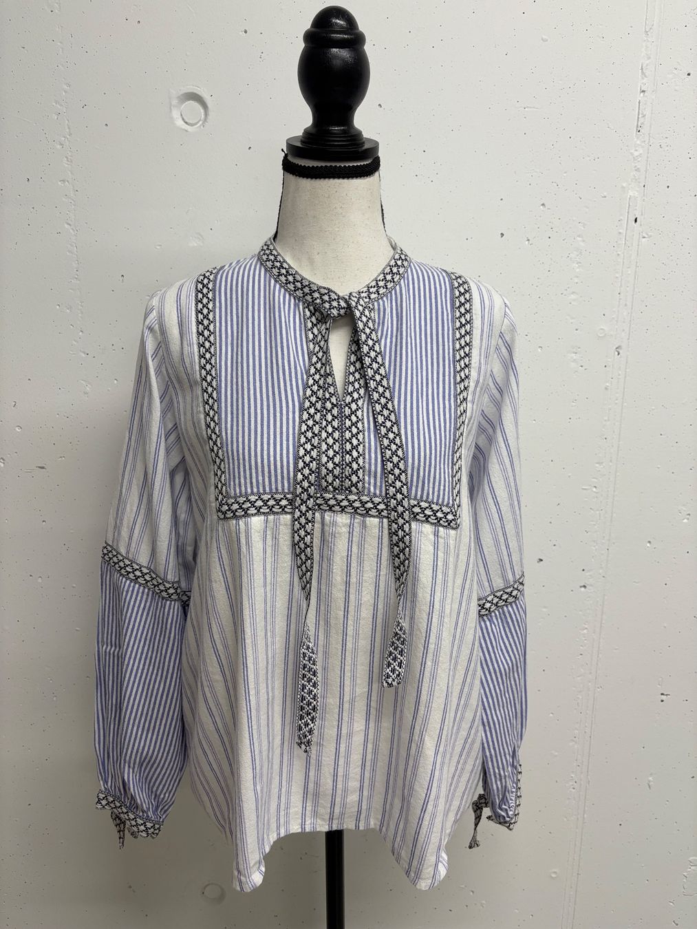 Rich & Royal Camicette: Rich&Royal Bluse gestreift mit Stickerei Boho blau Gr. 34 – Nuovo (secondo la descrizione) da Regensdorf venduto da secondchancefashion