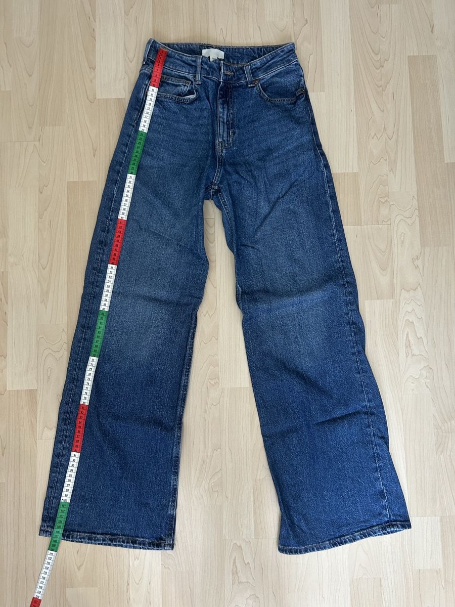 H&M Jeans: Jeans – Nuovo (secondo la descrizione) da Langenthal venduto da Miichelle