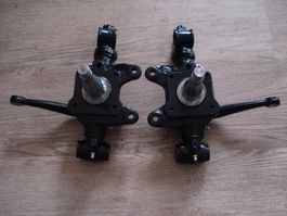 Achsschenkel Li. + Re. für MG-B (überholt).
