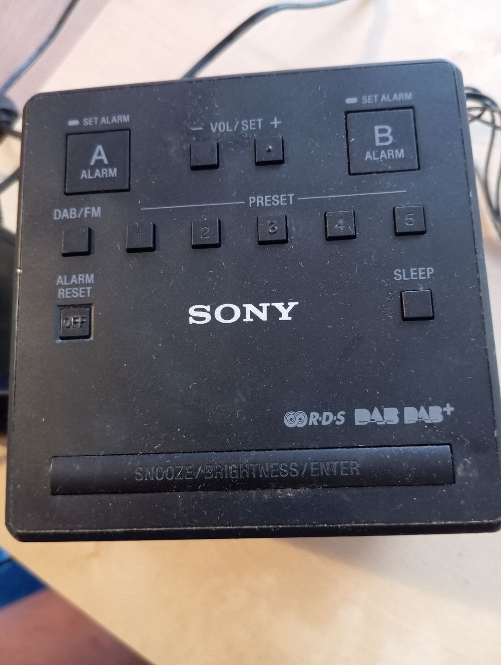 Sony Wecker: Sony Radiowecker – Gebraucht aus Langnau i. E. von tho_n6n5 1