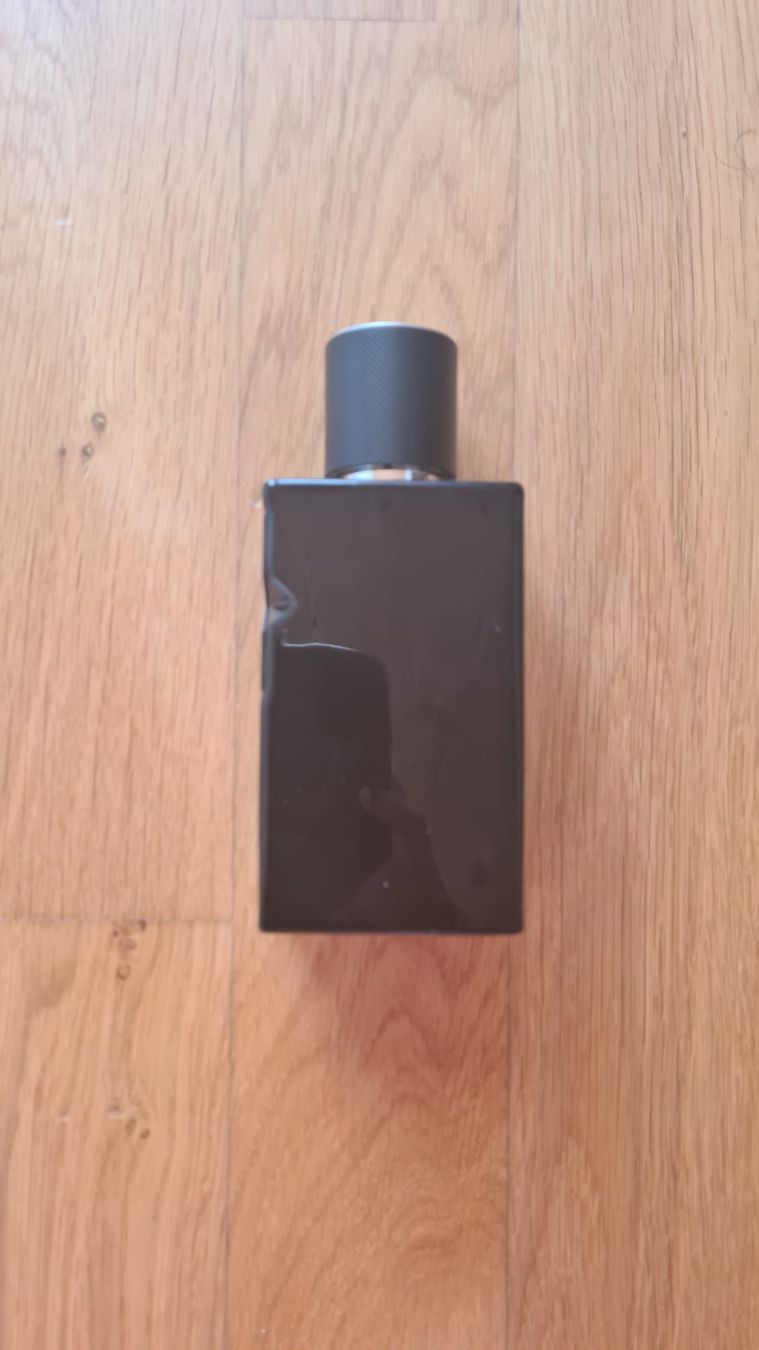 Saint Laurent Profumi & Eau de Toilette: YSL Y Le Parfum 99% full – Usato da Lippoldswilen venduto da elelaib 2