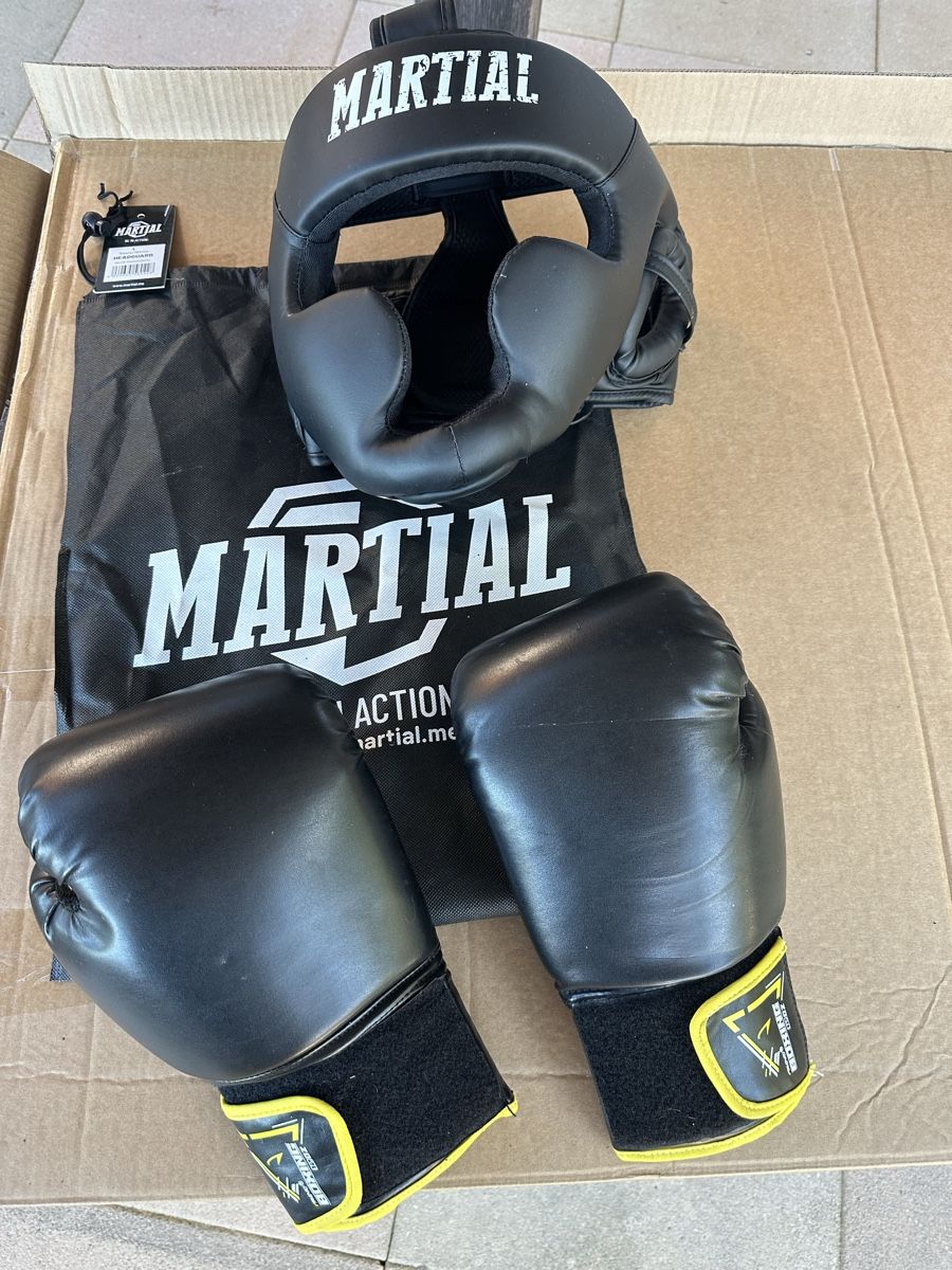 Guanti & manicotti: Boxset aus Kopfschutz, Handschuhe und Tasche – Usato da Brenzikofen venduto da psy_dw6x