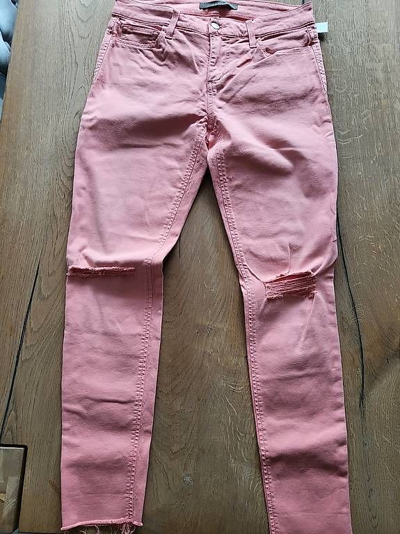 Pantaloni: Pantalon femme – Usato da Ecuvillens venduto da loloall 1