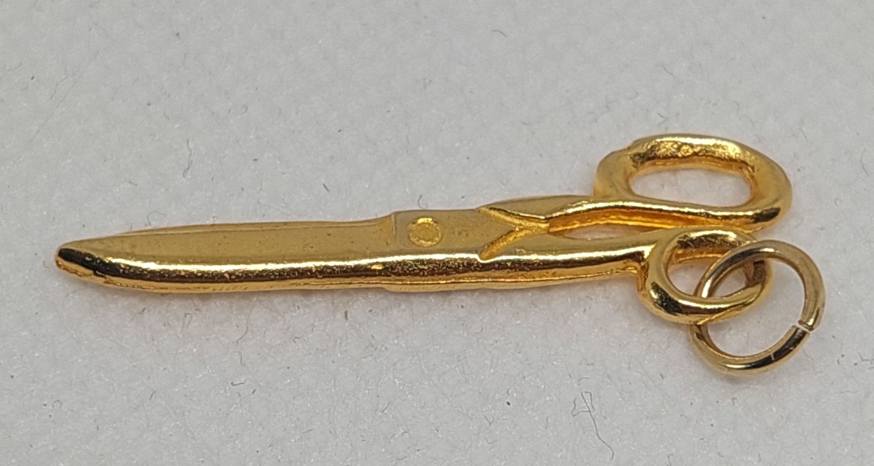 Pendentifs: "Schere" als Anhänger – D'occasion à Ipsach par jpbo 2