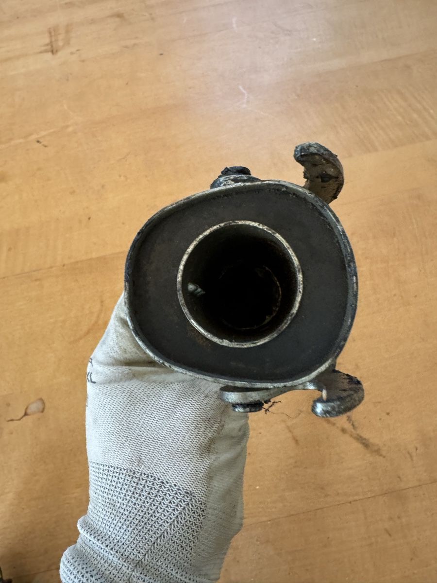 Taniche per benzina: Benzinkanister Stutzen – Usato da Dübendorf venduto da Sachs621 2