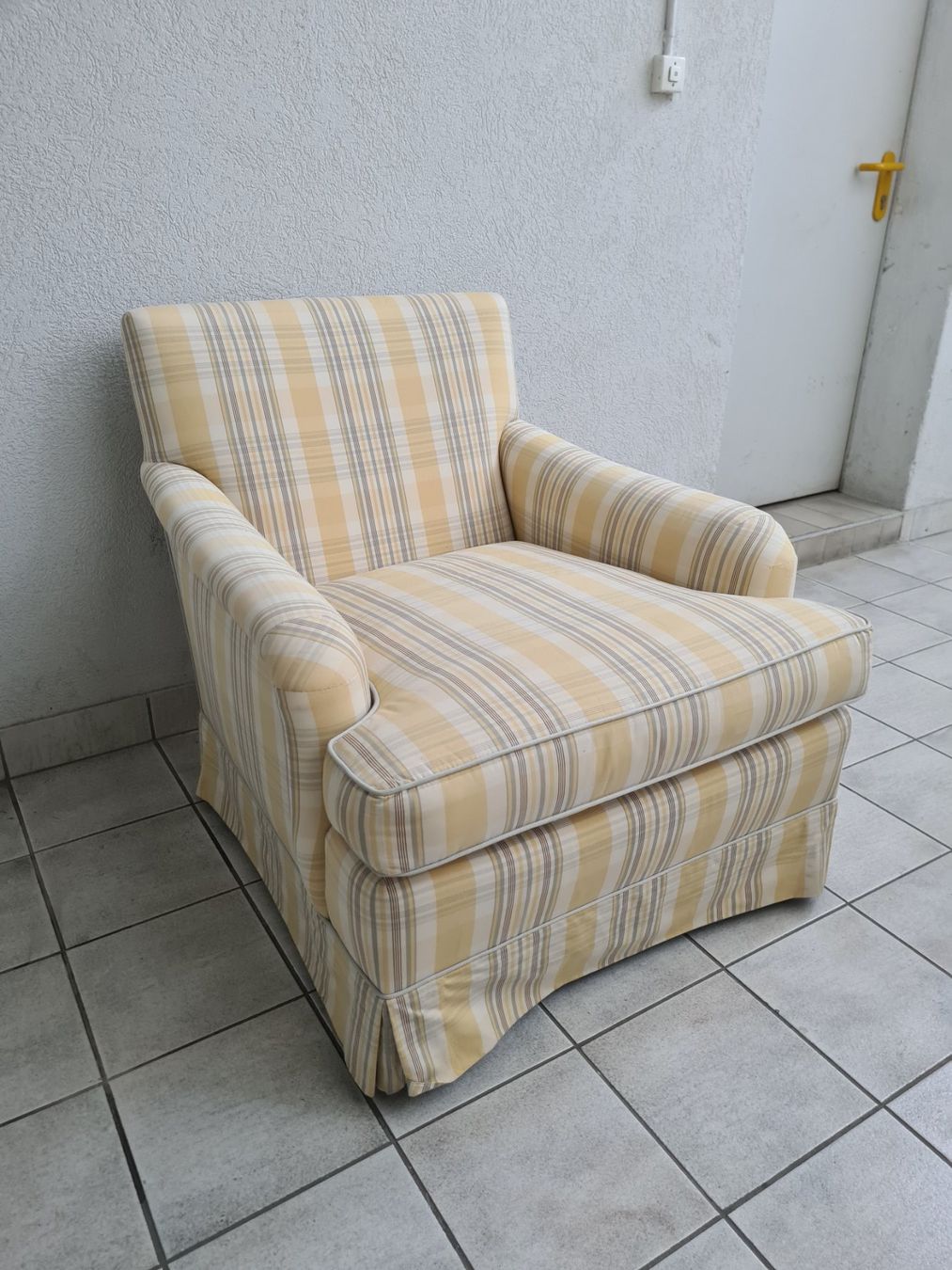 Poltrone: Fauteuil – Usato da Monthey venduto da 187-zeroo 8