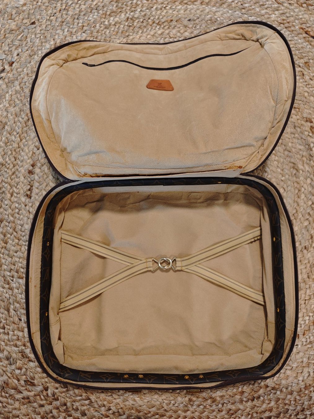 Louis Vuitton Borse: Louis Vuitton Reisetasche Monogram Vintage ab Fr. 1.- – Usato da Gunzgen venduto da 0Aurin0 7