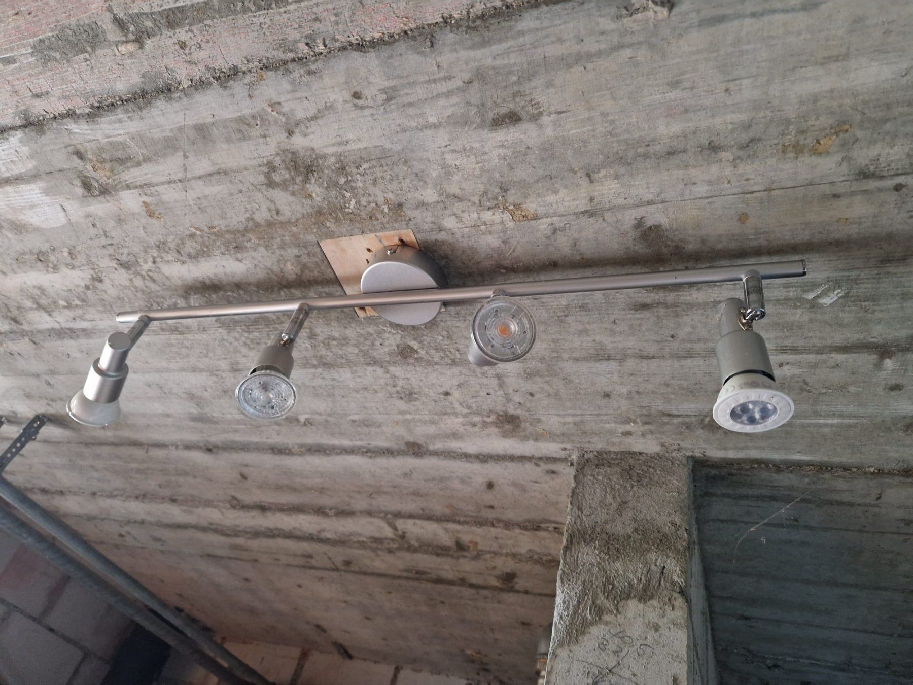 Lampadari & plafoniere: Lampe, 4-strahlend, Chrom – Usato da Untereggen venduto da man_w8wc