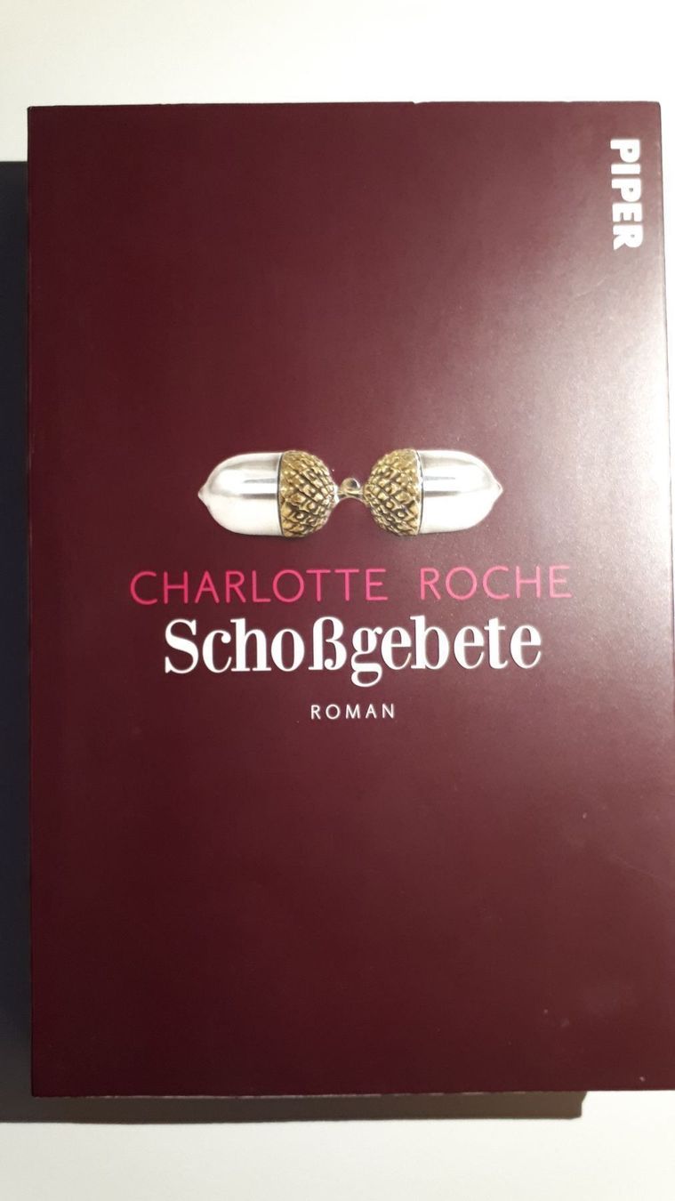 Libri: Charlotte Roche: Schossgebete – Usato da Dietikon venduto da Buchantiqdietikon