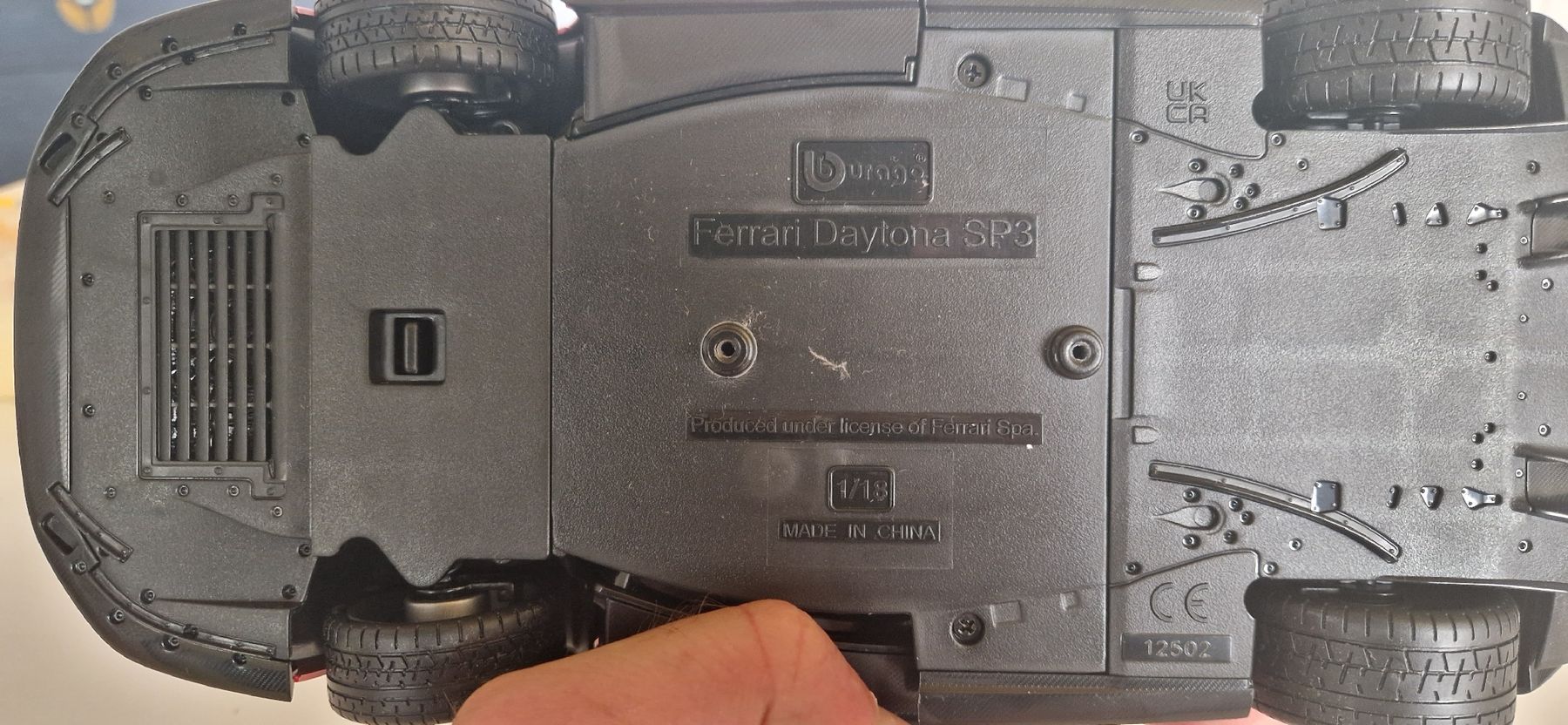 Bburago Modellini d'auto: Ferrari daytona SP3 – Nuovo (secondo la descrizione) da Burgdorf venduto da maj_swz8 5