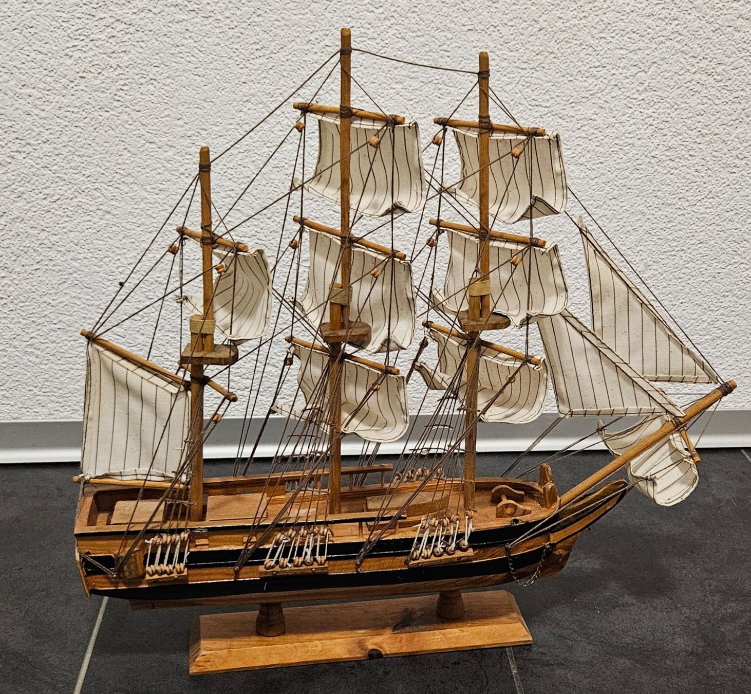 Kit di modellismo & Modellini statici: Bounty bateau  bois occasion – Usato da Erlach venduto da roberto910 1