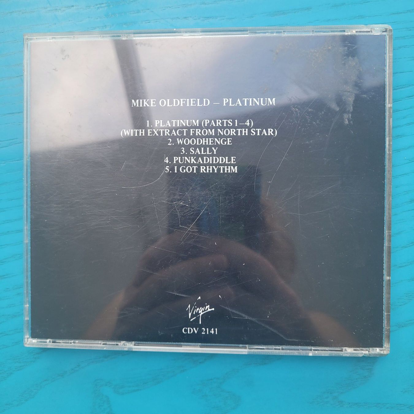 CD: Mike Oldfield- Platinum – Usato da SCHÜBELBACH venduto da CoKaHa 1