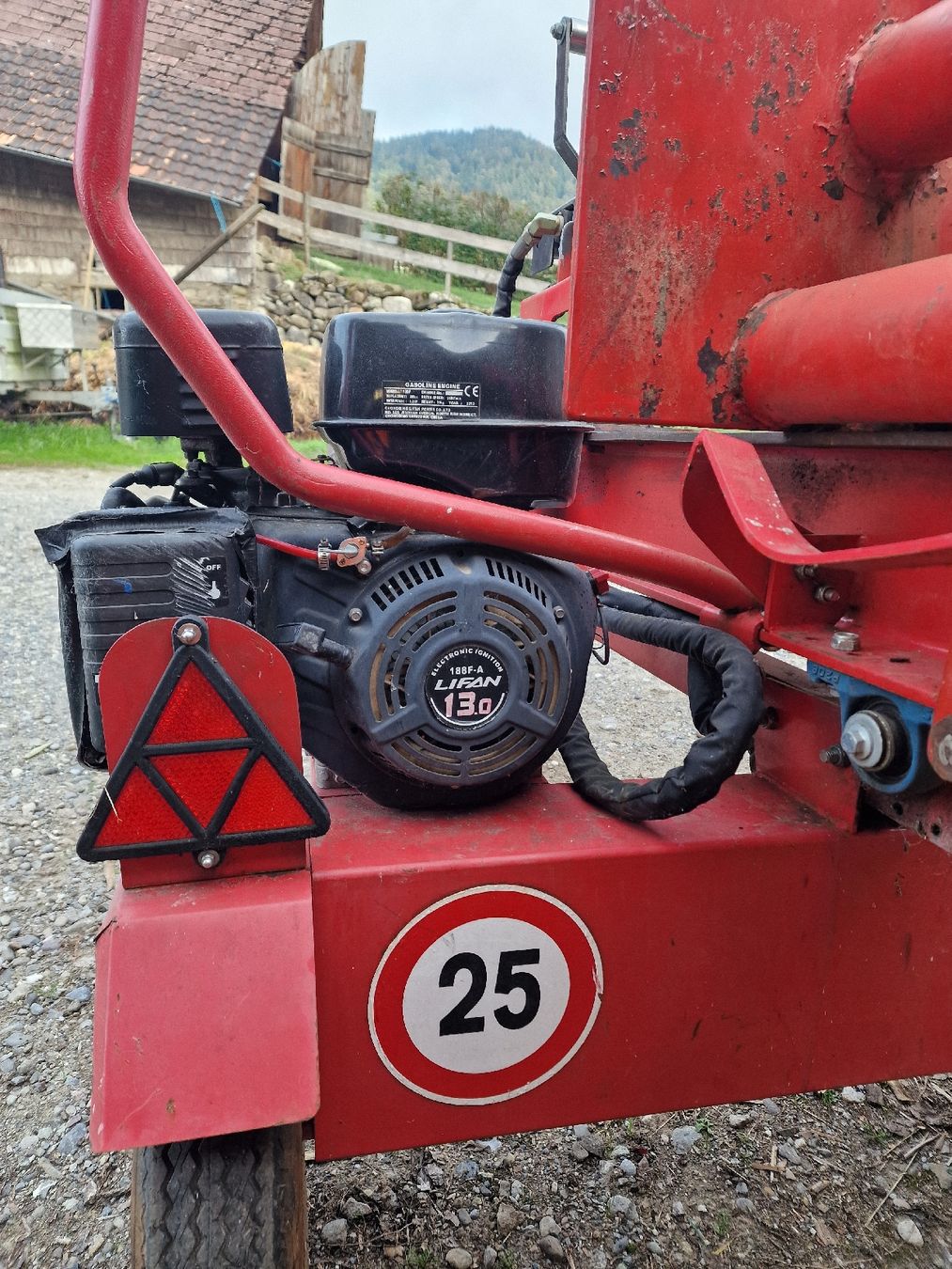 Alle Maschinen: Spaltmaschine – Gebraucht aus Freimettigen von Raeucherhaus 3
