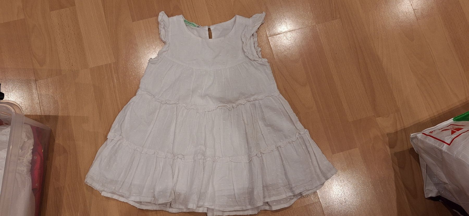 Vestiti & Gonne: Sommerkleid  – Usato da Oberägeri venduto da Runningiceman