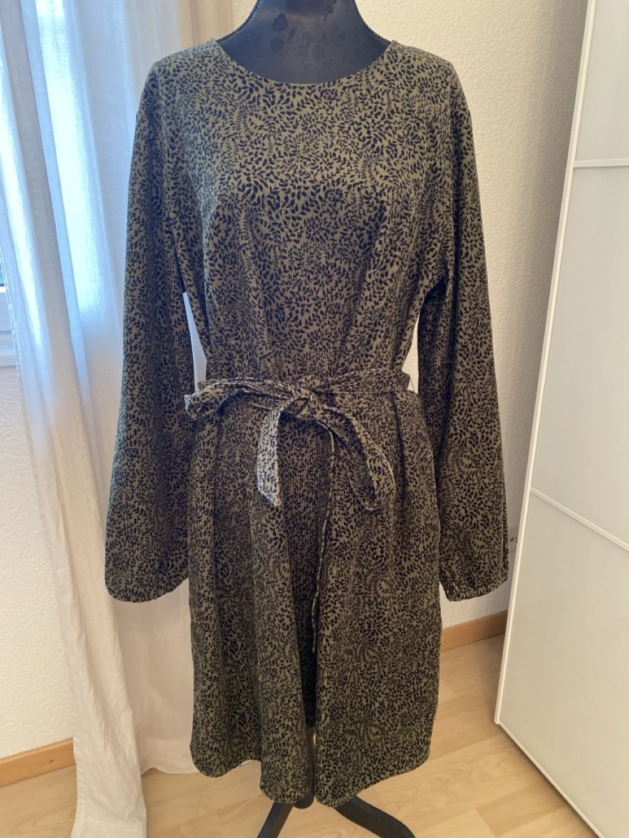 Vestiti: Cordkleid von Boden – Nuovo (secondo la descrizione) da Rutschwil venduto da Bema1
