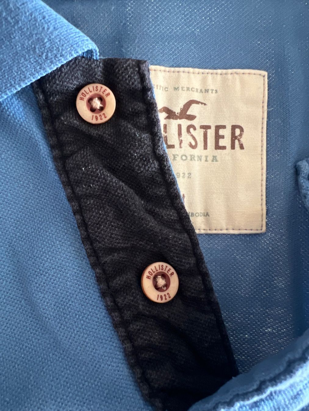 Hollister Magliette Polo: Y2K Hollister Stretch Polo – Usato da Lenzburg venduto da impulsive-buyer 3