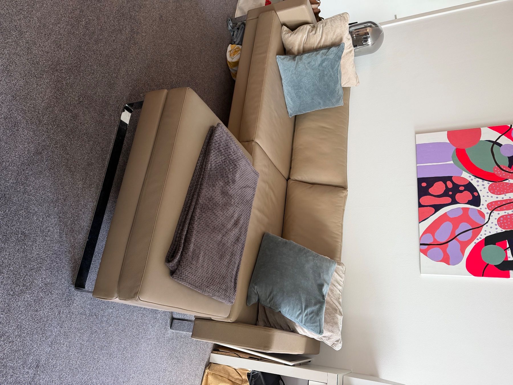 Divani: Ledersofa mit verchromten Kufen – Usato da St. Niklausen LU venduto da kor_55zl 2
