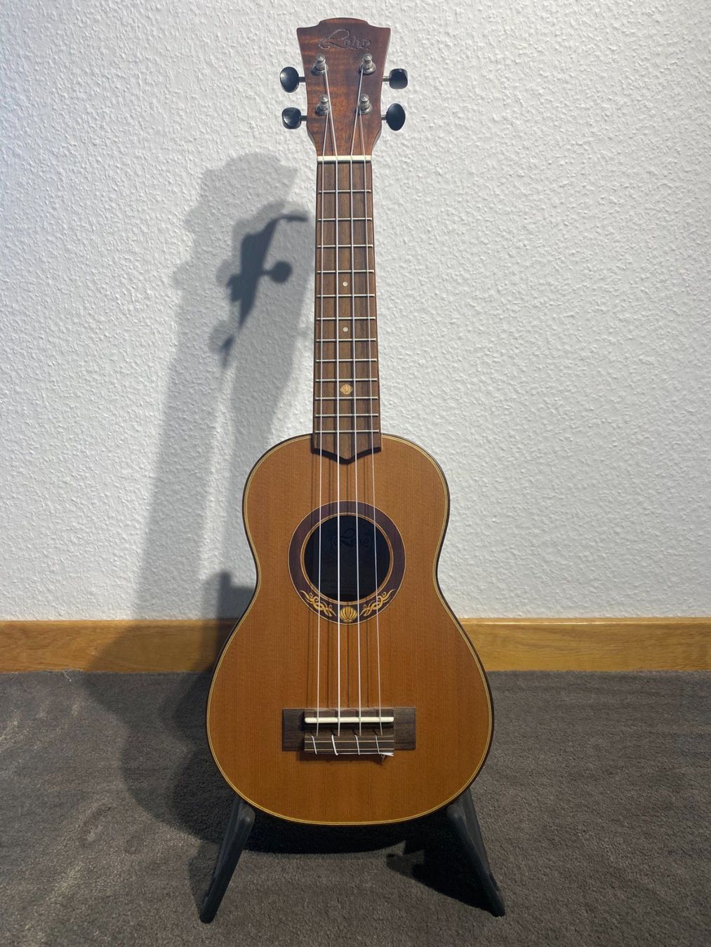 Strumenti musicali: Leho Sopran-Ukulele – Usato da Zug venduto da sportsandmanytrees
