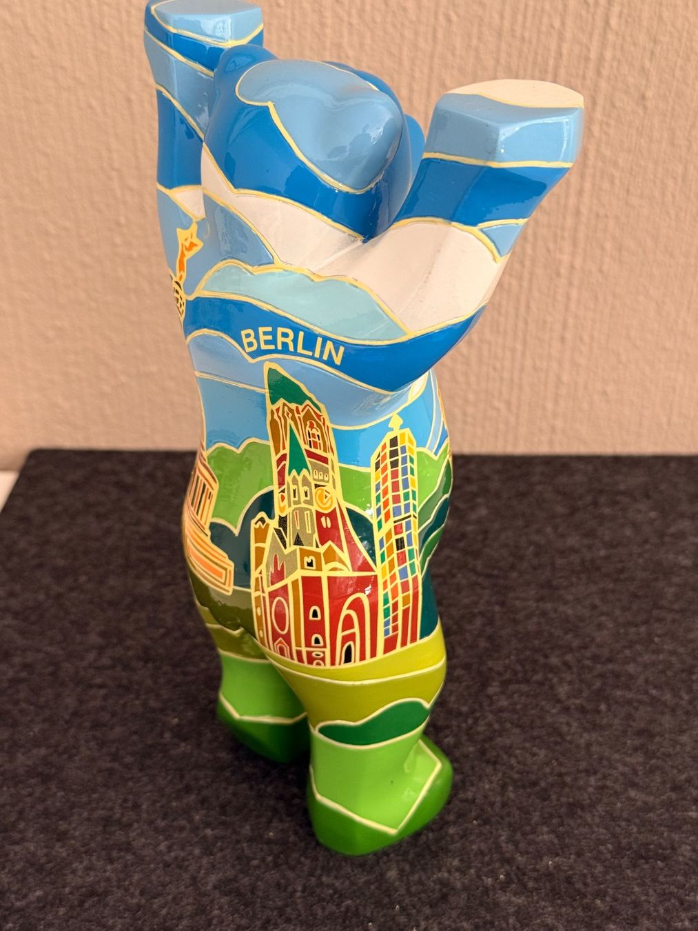 Statuette: Berlin Buddy Bear Figur bunt bemalt - Top! – Usato da Niederuzwil venduto da Lenk 1
