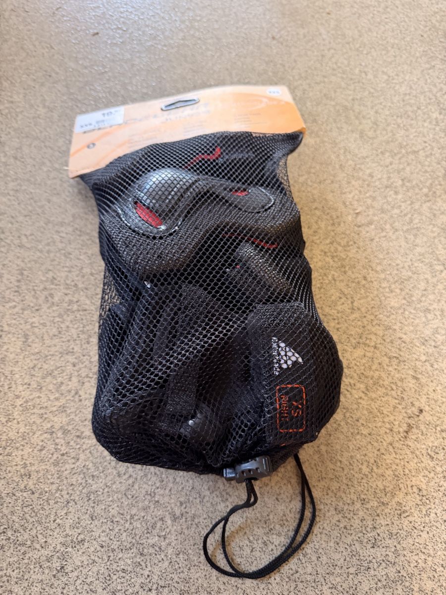 Protezioni & Imbottiture: Rollerblades Schoner XXS – Usato da Lachen SZ venduto da Claudia8281