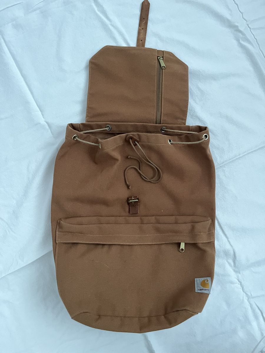 Carhartt Rucksäcke: Carhartt Rucksack – Gebraucht aus Luzern von Hub17 1