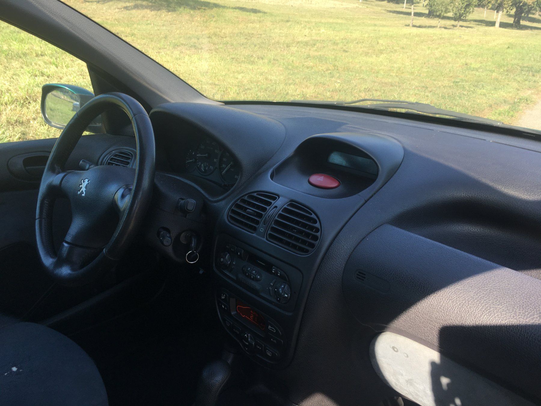 Peugeot Automobili: Peugeot 206 1.4 i – Usato da Birrwil venduto da ihc_hq2g 5