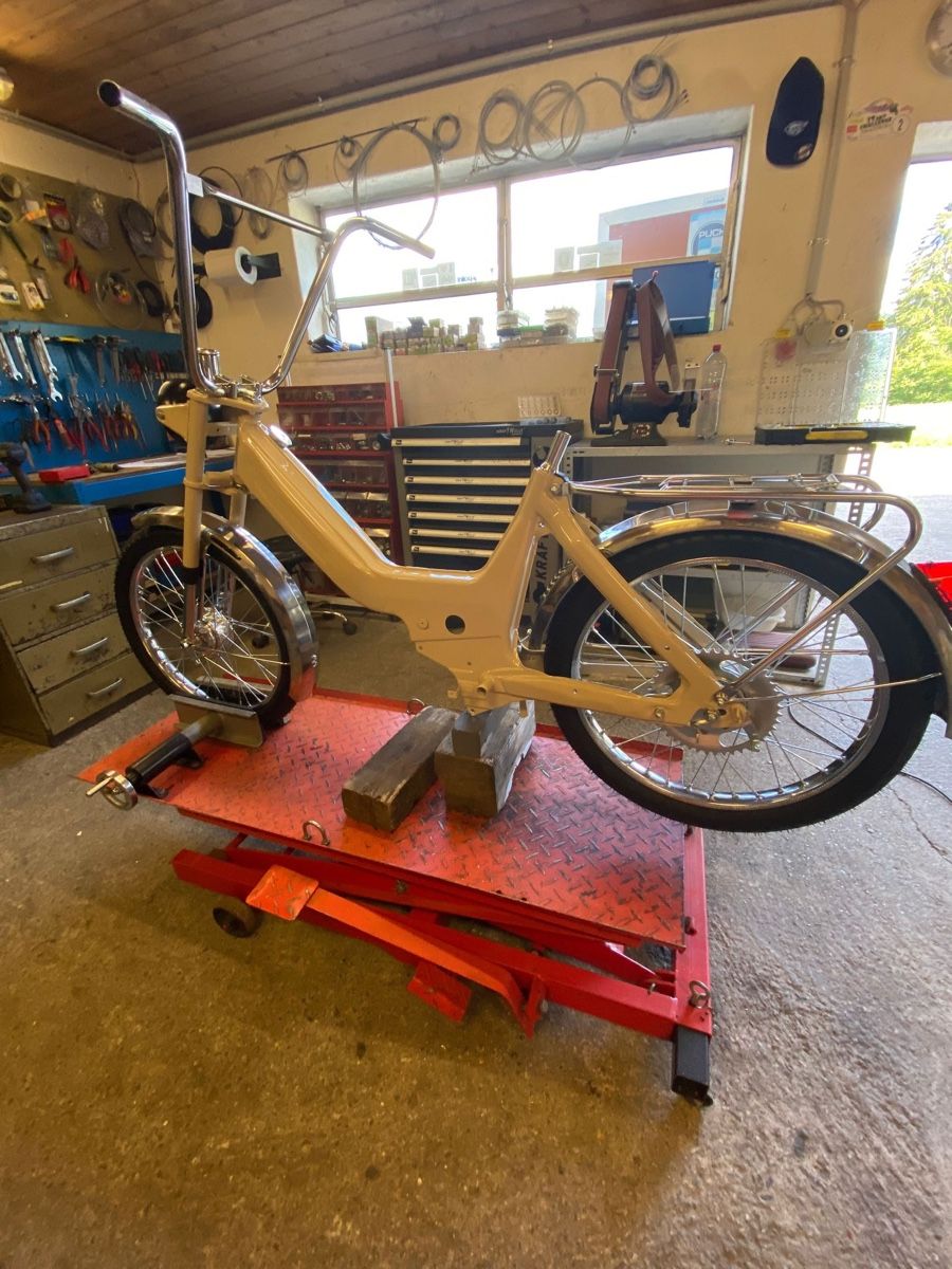 Puch Mofas: Neu restauriertes Puch Maxi N - Töffli - Moped - Mofa – Neu (gemäss Beschreibung) aus Buchs SG von RedBullAirRace 2
