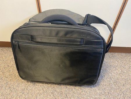 Schwarze Businesstasche, Trolley, Rucksack 3-in-1
