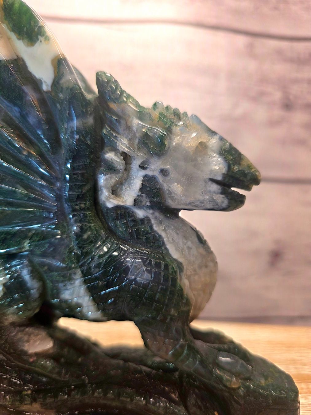 Minerali & Pietre curative: Majestätischer Moosachat Drache 970g – Nuovo e nell'imballaggio originale da Matzingen venduto da Shay_Crystalz 1