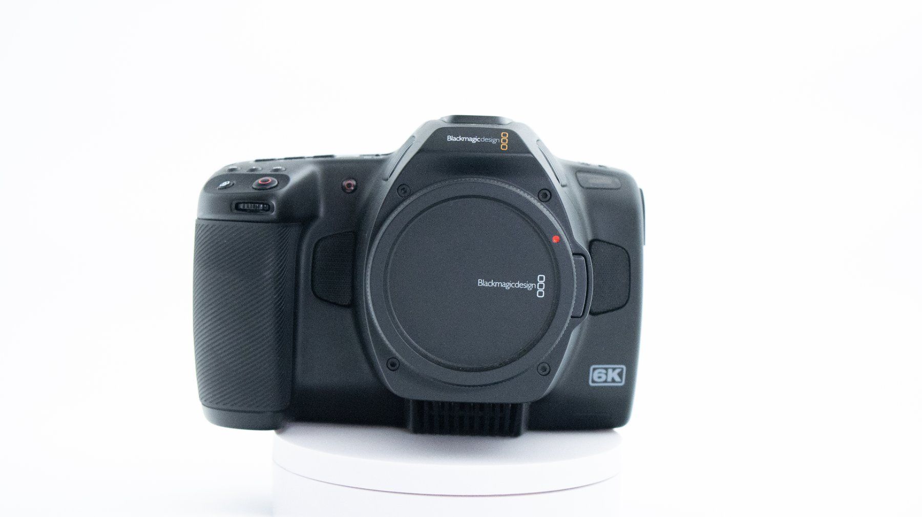 Blackmagic Camcorder: Blackmagic Pocket Cinema Camera 6K Pro + Tilta Advanced Kit – Gebraucht aus Genève von Romain_07