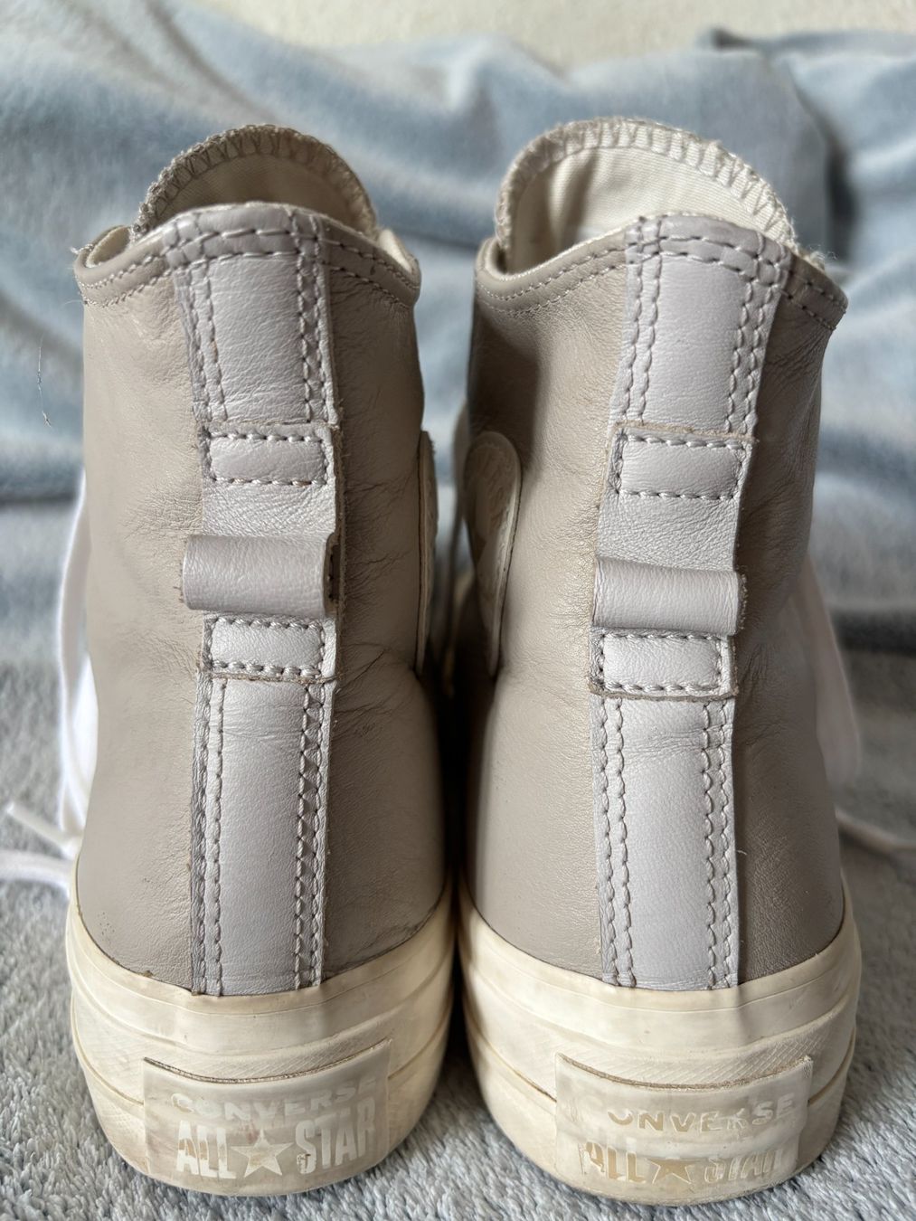Converse Scarpe da donna: Converse Leder Platform, Plateau, grau, Gr. 39, sehr schick – Usato da Birmenstorf AG venduto da tritonius 5