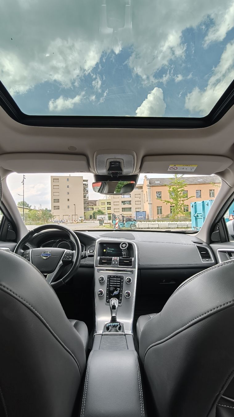 Volvo Autos: Volvo XC60 T5 AWD – Gebraucht aus Sursee von zag_lm5h 6