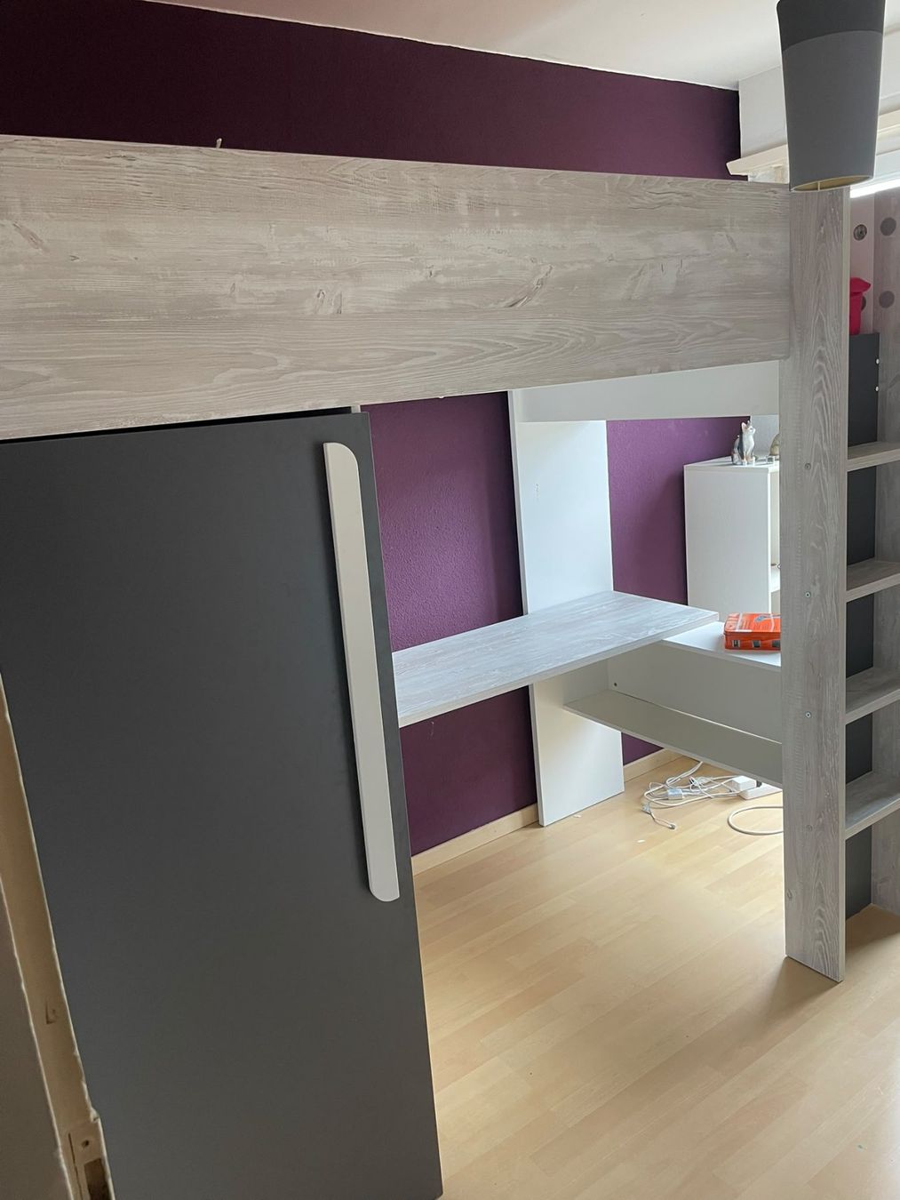 Lit mezzanine avec bureau, petite armoire et matelas inclus (Gebraucht ...