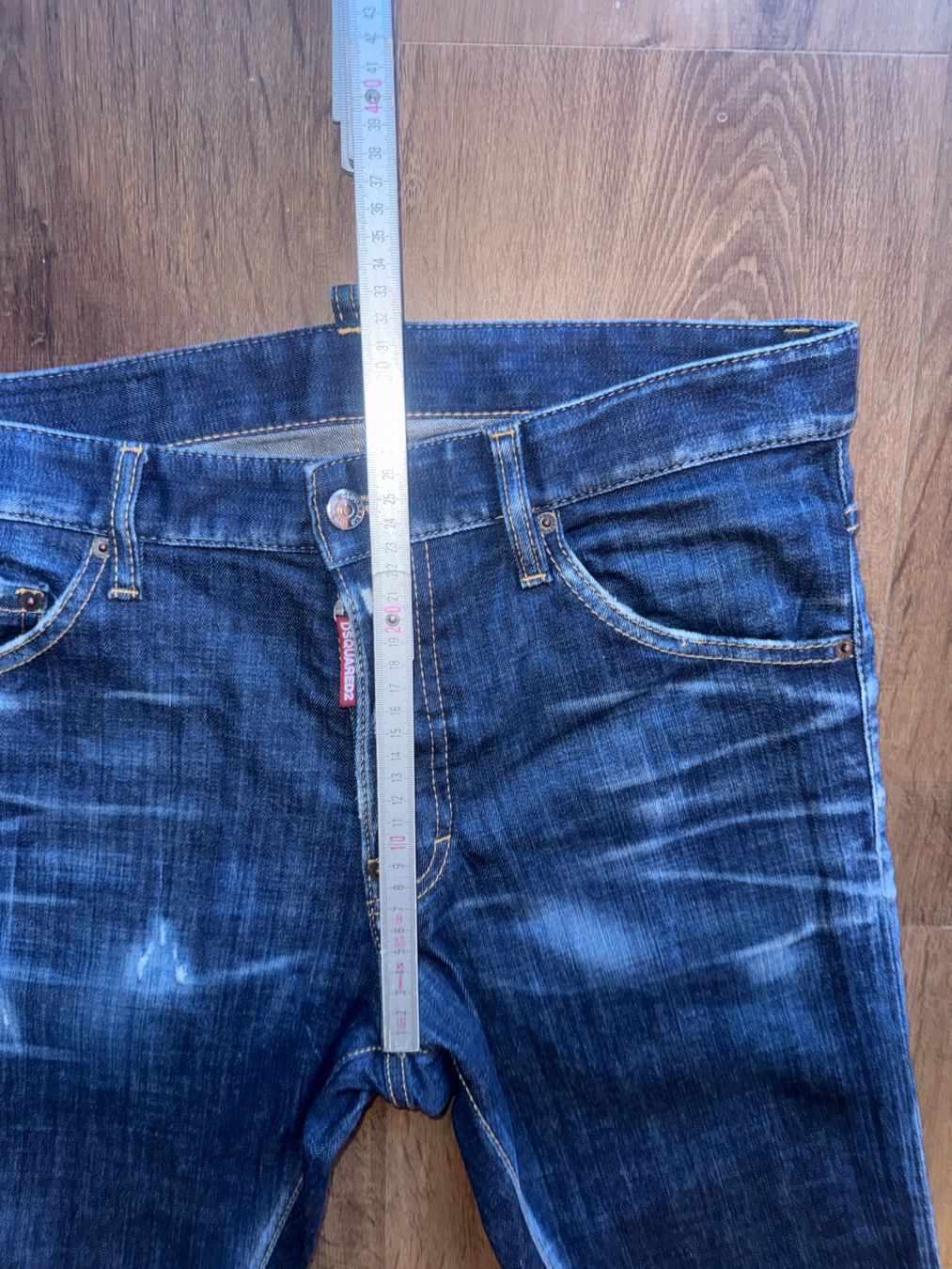 Dsquared2 Jeans: Jeans slim Dsquared2 - IT 46 – D'occasion à St-Sulpice VD par juhdu 4