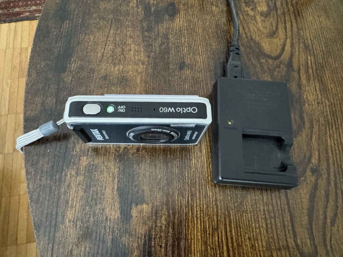 Pentax Kamera: pentax optio w60 digitalkamera – Gebraucht aus Zunzgen von milesdavis76 1