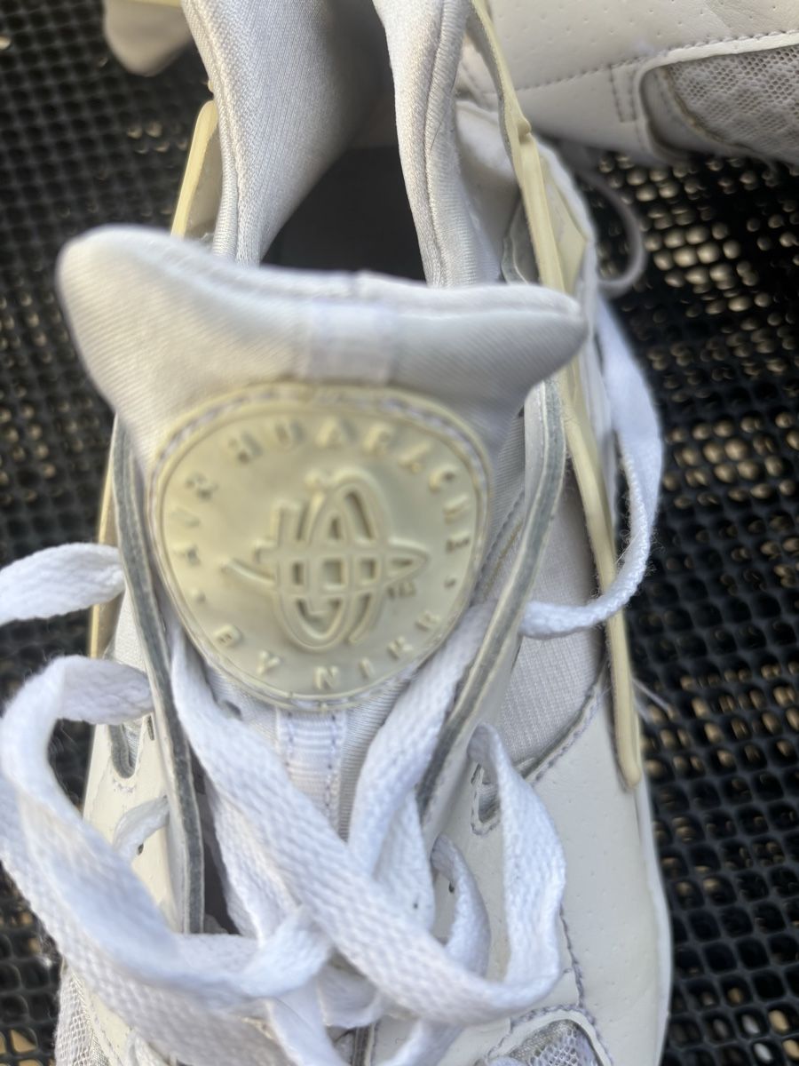 Nike Herrenschuhe: Nike Air Huarache 10,5 44,5 – Gebraucht aus Cousset von Agorboss 1