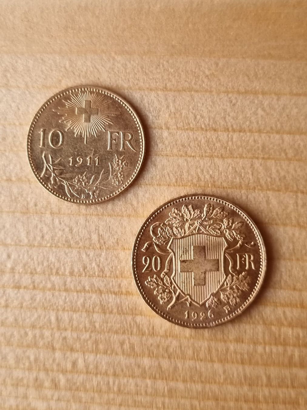 Tutti le monete: Goldvreneli 1926 / 1911 – Usato da Oberiberg venduto da Zion64