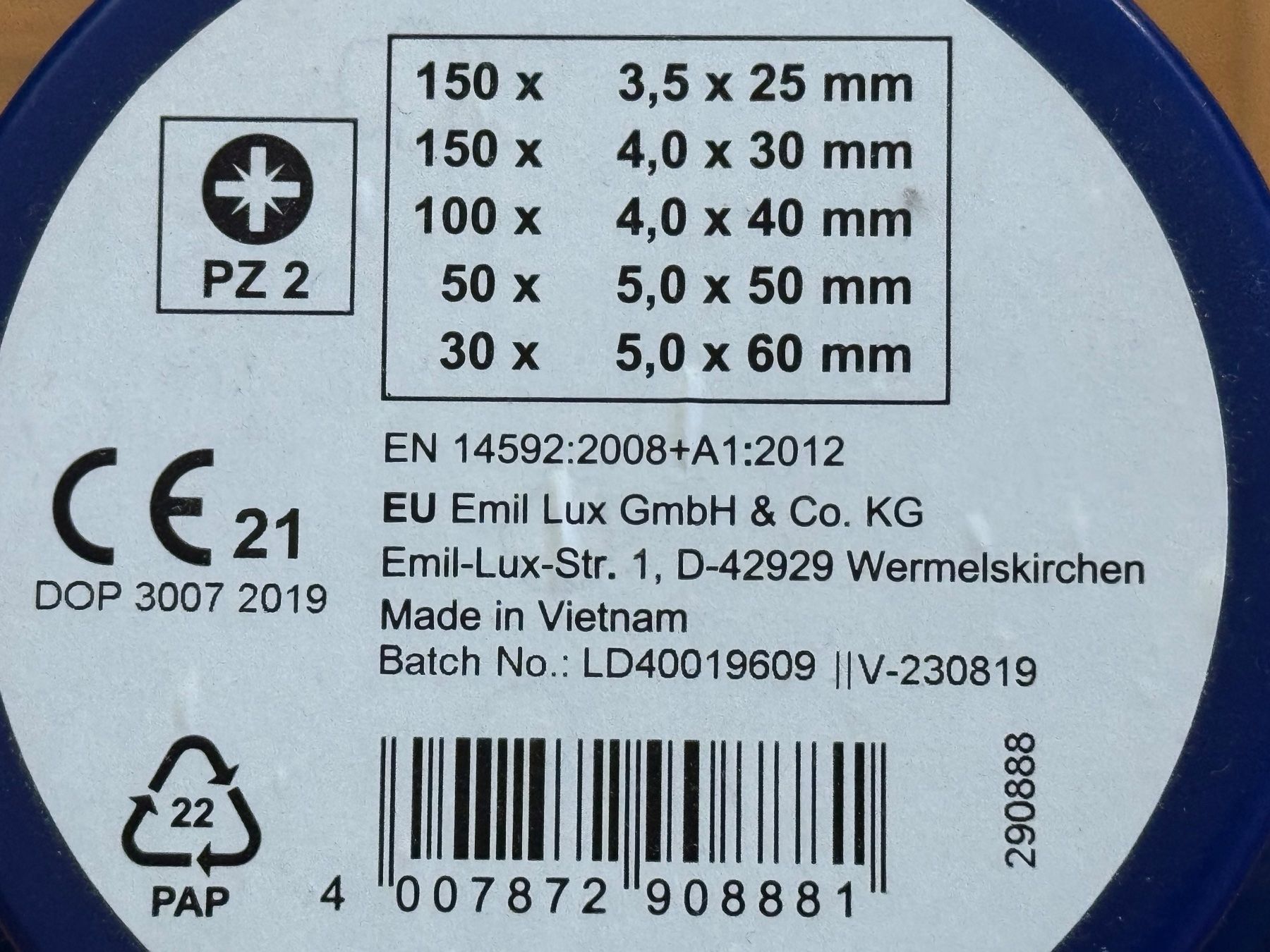 Tous les outils: ca. 500 Holzschrauben, neu – D'occasion à Romanshorn par luxcollect 1