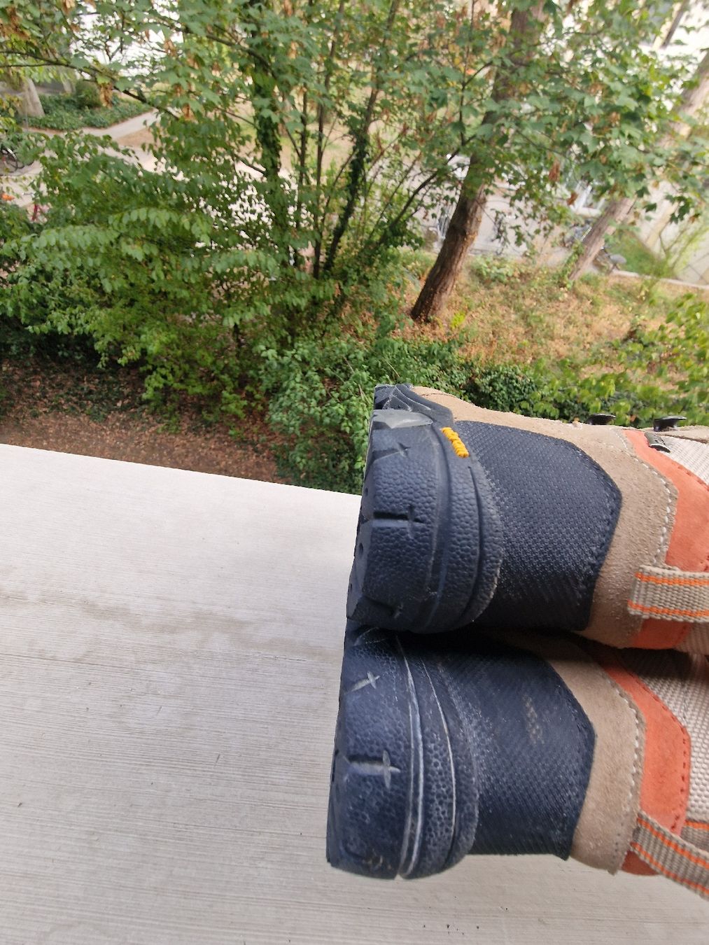 Schuhe für Jungen: Aigle Over Track Kinder Wanderschuhe Gr 30 – Gebraucht aus Basel von chingson 2