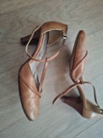 Janet & Janet Leather Heels, Size 37.5 - Perfect Summer!