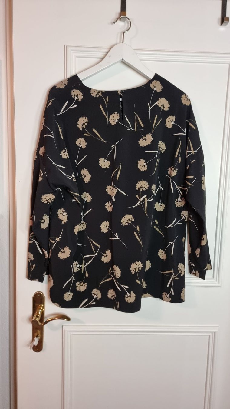 Camicette: Schicke Bluse Gr. 40/L schwarz beige Blumenmuster – Usato da Wald ZH venduto da CapLux 3