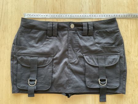 Jupe-short cargo Shein noire, taille S bon état