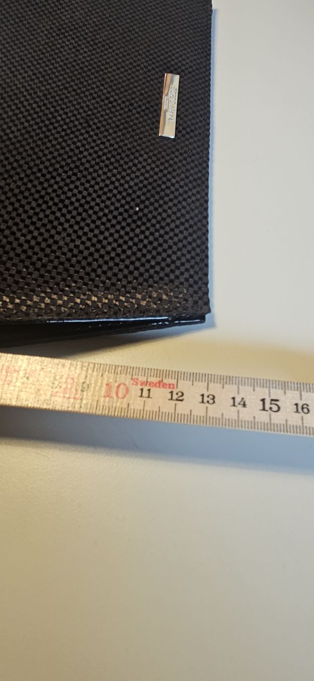 Armani Borse da donna: Giorgio Armani Parfums Täschchen, Necessaire  – Usato da Belp venduto da Ginus85 7