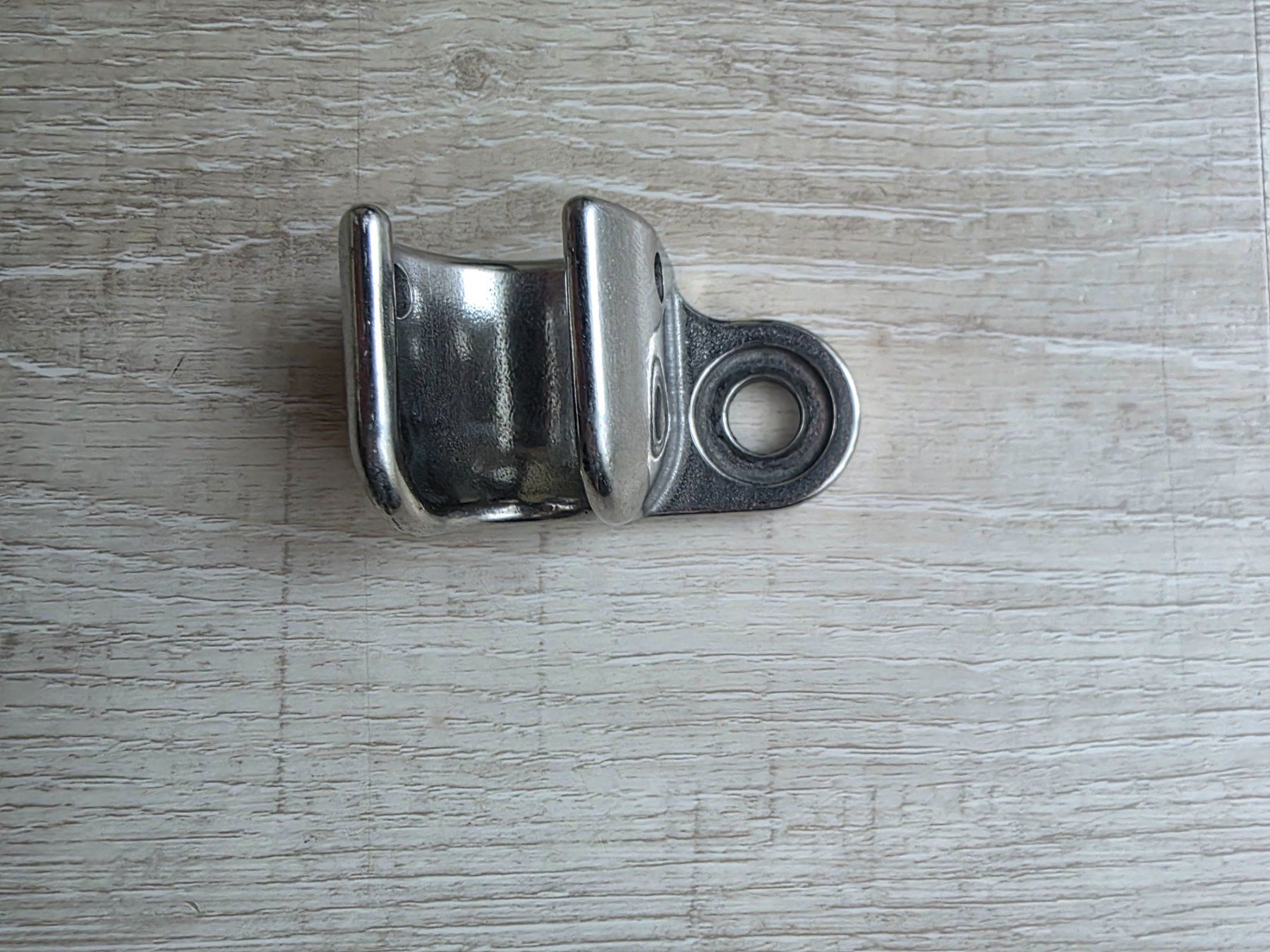 Thule Pièces détachées: Thule Velokupplung – D'occasion à Buchs SG par MATGEOMAR
