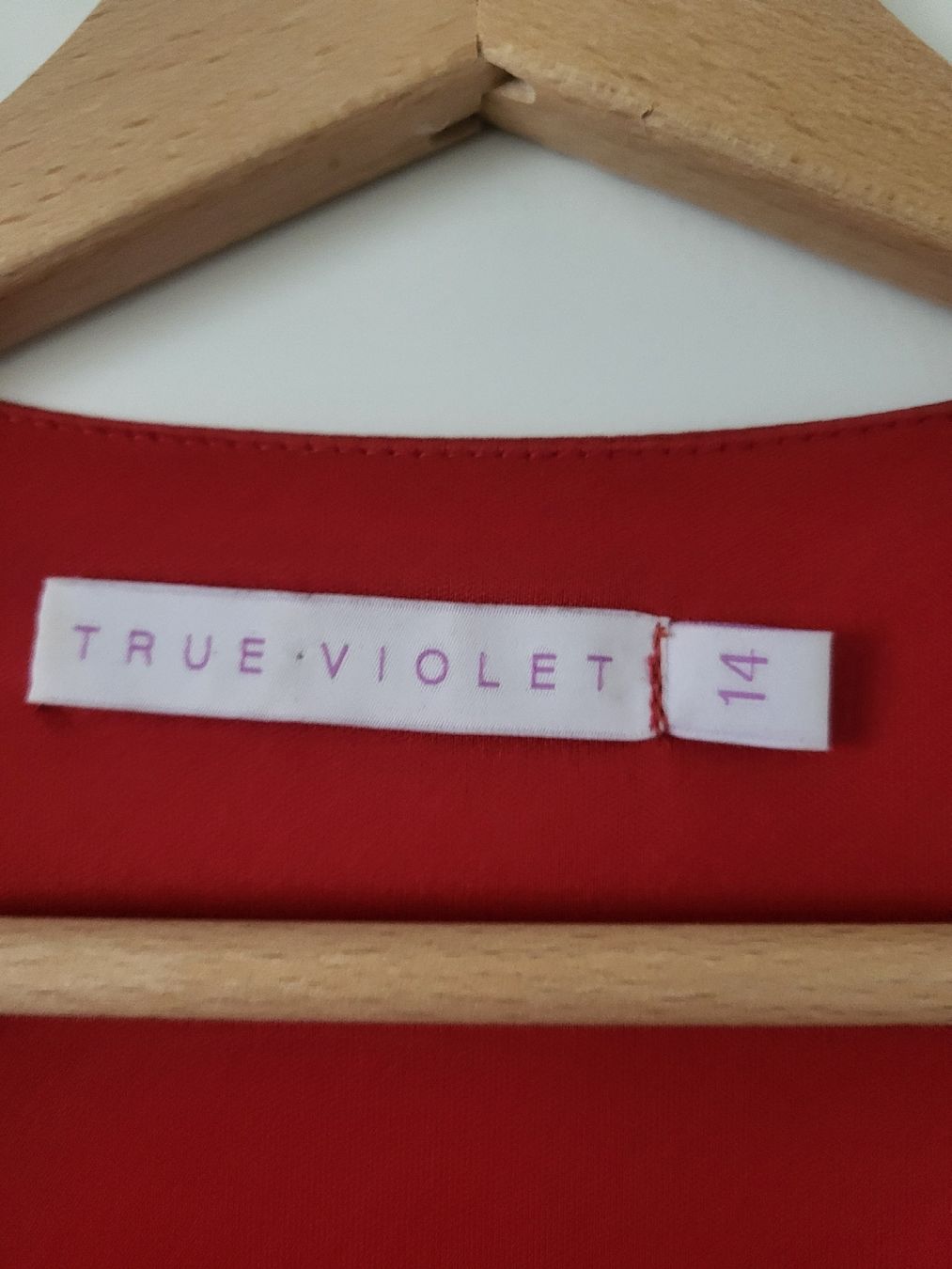Vestiti: Rotes Wickelkleid (True Violet) – Usato da Zürich venduto da schaninboe 3