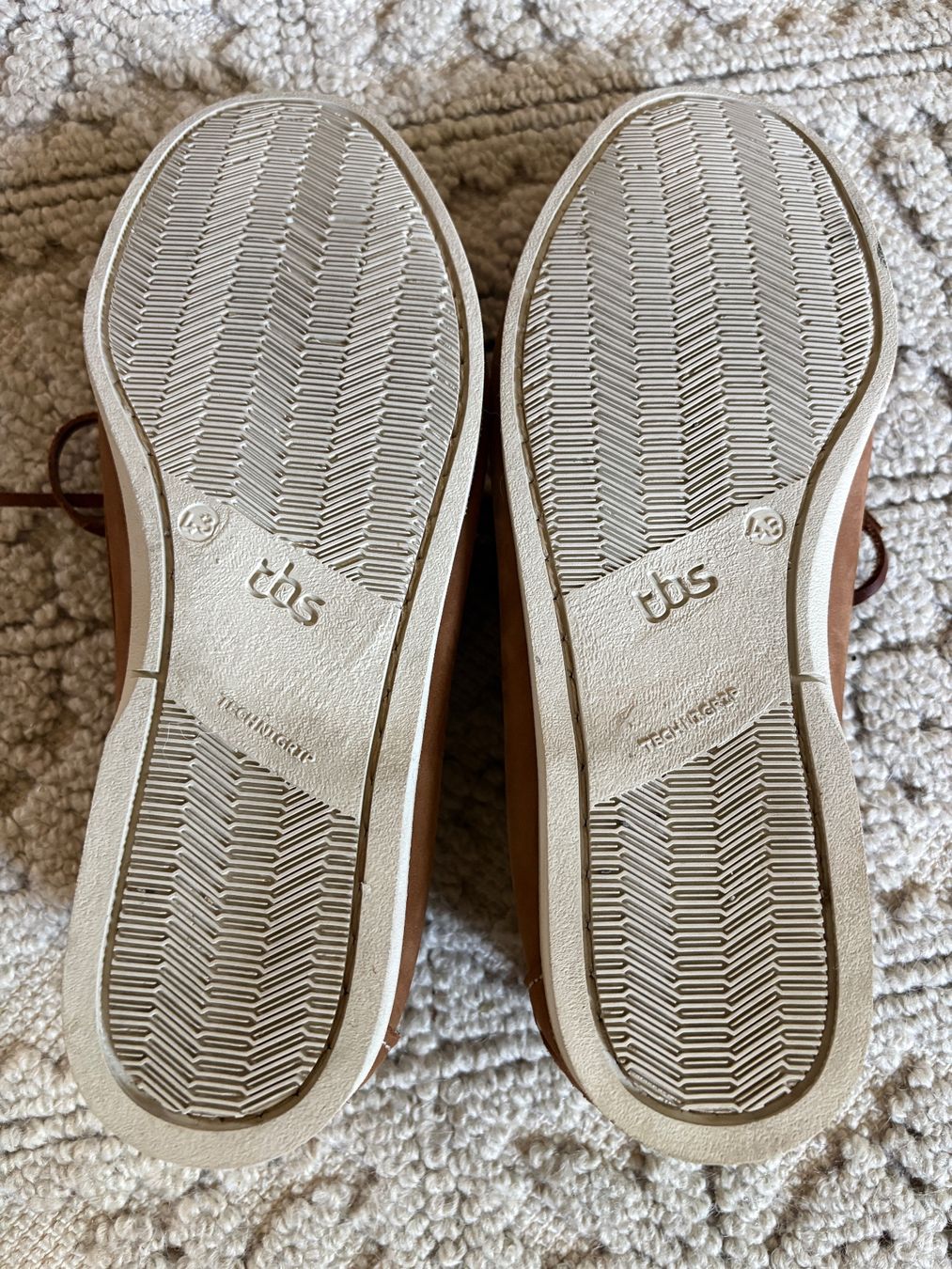 TBS Herrenschuhe: Chaussures bateau TBS, Cuir Nubuck, 43 – Gebraucht aus Auvernier von Arocc 3